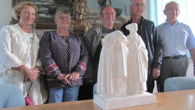 une-statue-hommage-pierre-loti-ploubazlanec