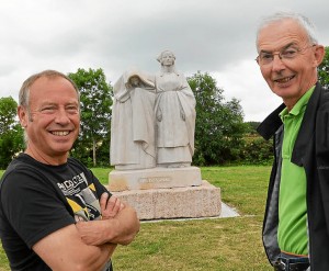 PPL_VEUVESISLANDAISS-2.JPG_mh.clam