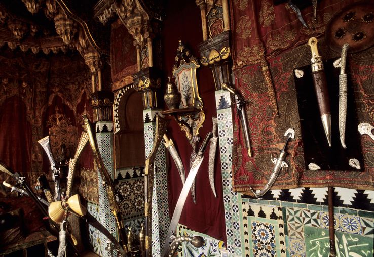 Les armes rapportées par l'écrivain voyageur viennent de se révéler de très grande valeur et seront exposées cet été à Rochefort• Crédits Bruno Barbier Hemis - AFP