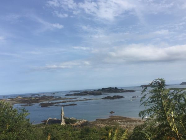 visite-guidee-circuit-des-islandais-a-ploubazlanec-hotel-les-agapanthes-0