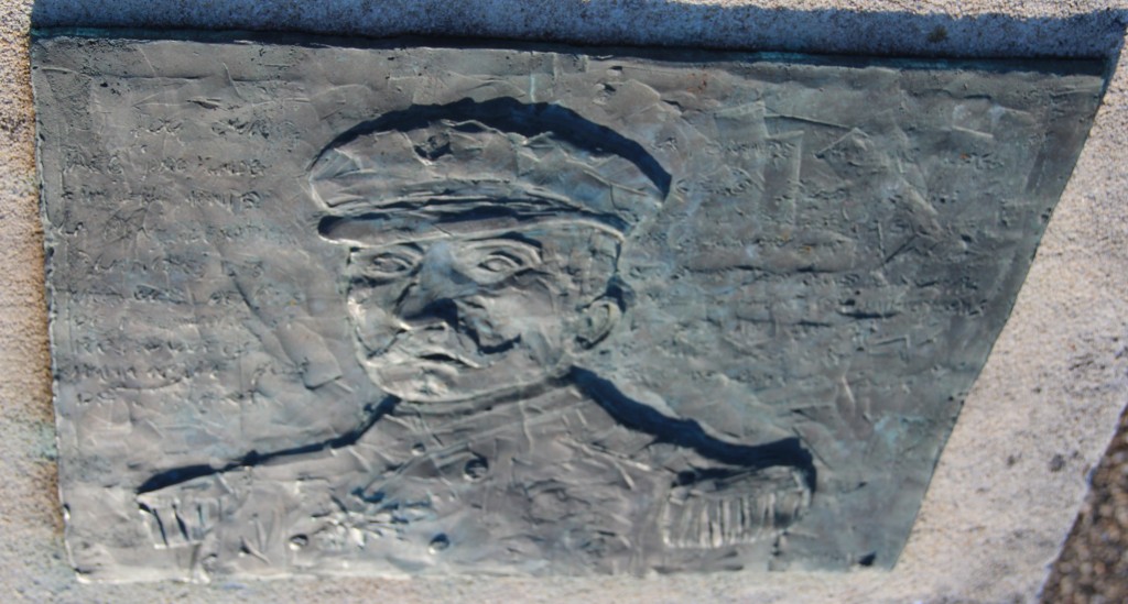 Boyardville-Portrait Loti