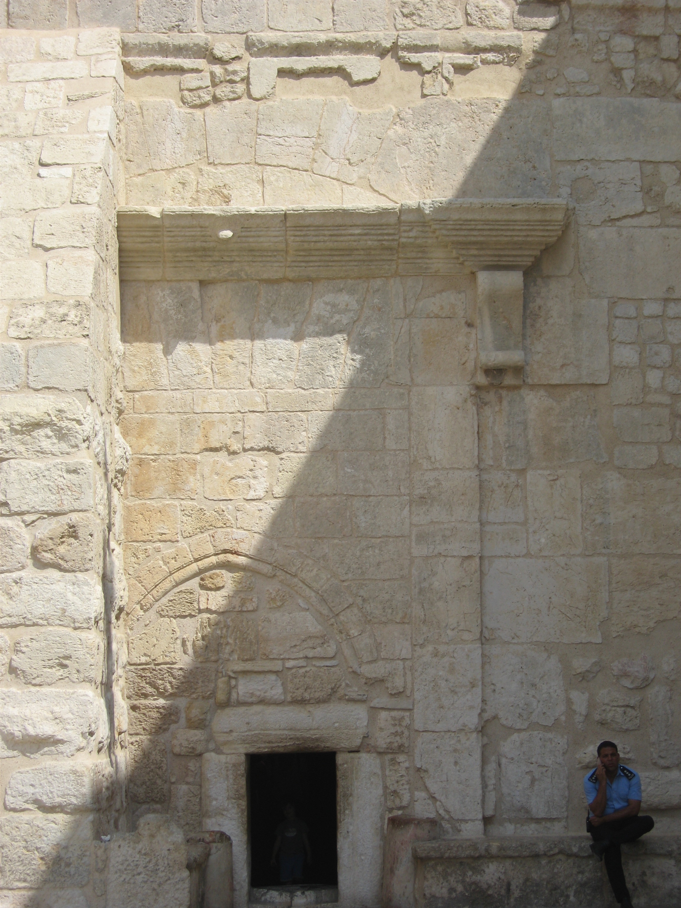 17-Entrée de la Basilique de la Nativité à Bethléem