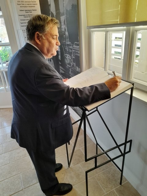 4-Ambassade Monténégro